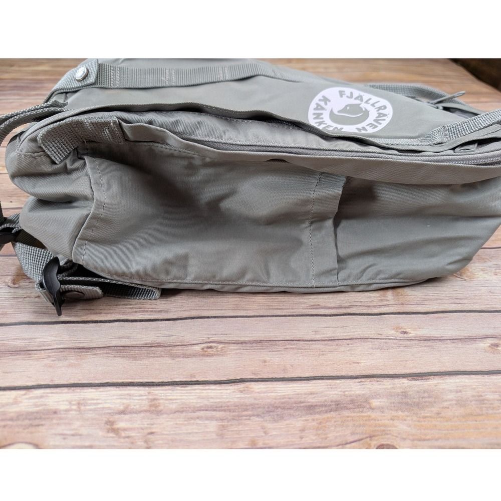 Fjallraven 23561 Kanken Mini Backpack Unisex Sage Green Vinylon F Small Daypack - Picture 3 of 4